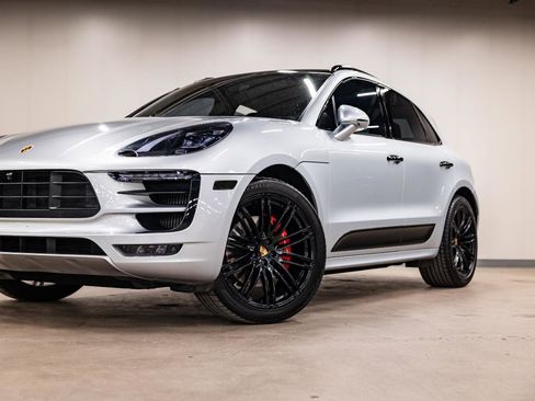 Used 2017 Porsche Macan GTS image 15