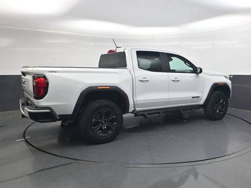 Used 2024 GMC Canyon Elevation w/ Trailering Package AWD/4WD image 4