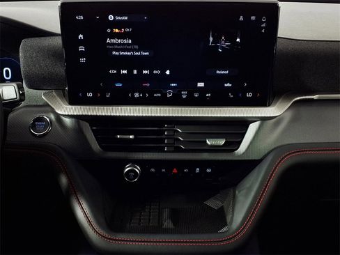 Used 2025 Ford Explorer ST image 24