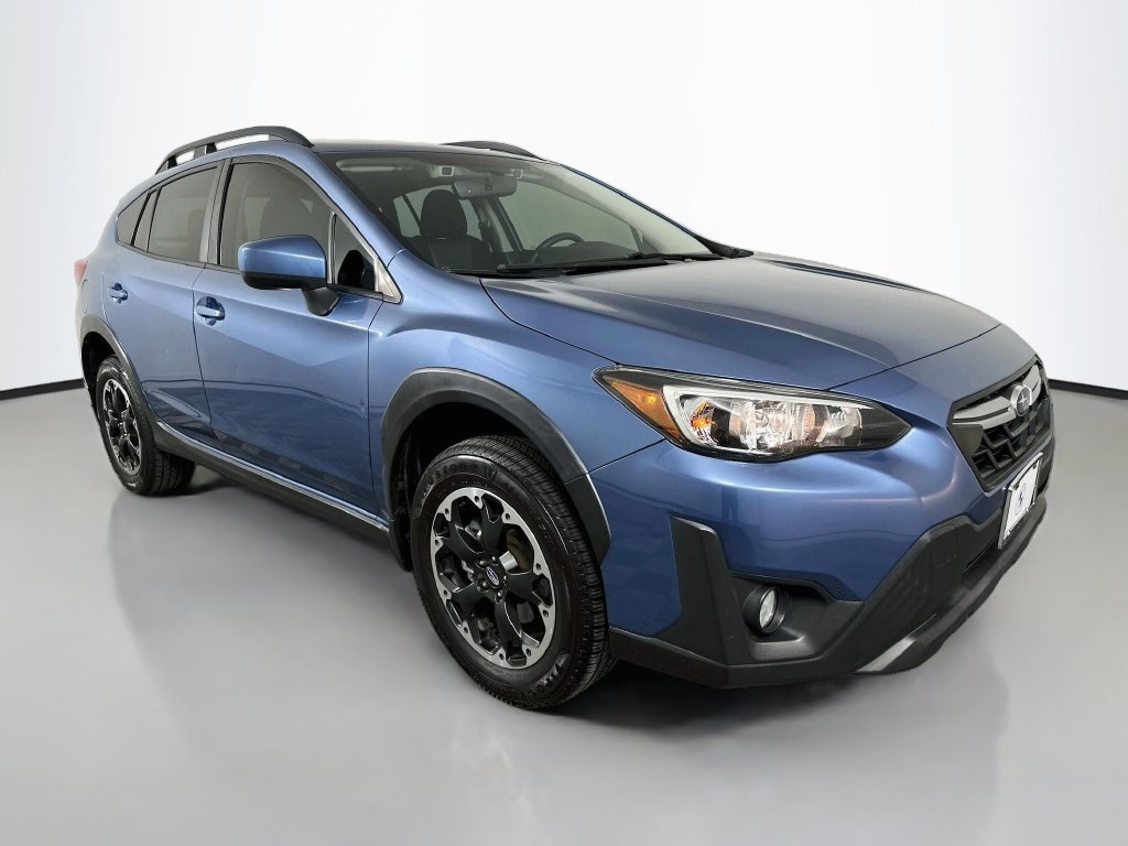 Used 2021 Subaru Crosstrek 2.0i Premium w/ Moonroof Package AWD/4WD image 3