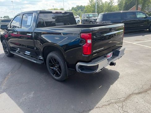 Used 2023 Chevrolet Silverado 1500 LTZ w/ LTZ Premium Package AWD/4WD image 5