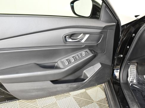 Certified 2024 Honda Accord Sport image 33