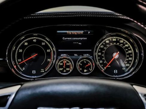 Used 2016 Bentley Continental GT image 24