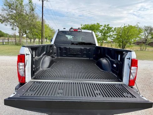 Used 2022 Ford F250 XL w/ STX Appearance Package image 10