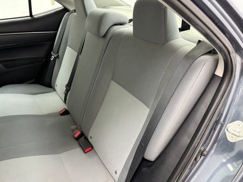 Used 2015 Toyota Corolla L FWD image 34