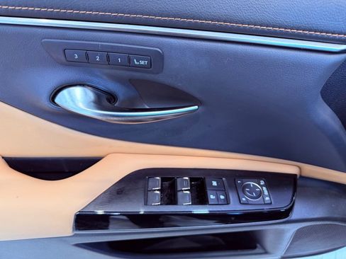 Certified 2023 Lexus ES 350 350 PREMIUM/CARPLAY/L-CERT UNL image 18