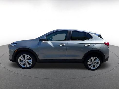 Used 2025 Buick Encore GX Preferred FWD image 9