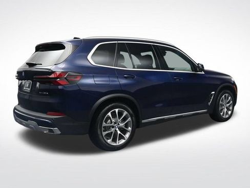 New 2026 BMW X5 xDrive50e w/ Executive Package AWD/4WD image 4
