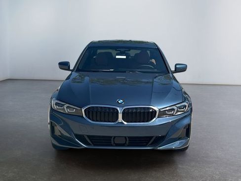 Used 2025 BMW 330i xDrive Sedan w/ Premium Package image 9