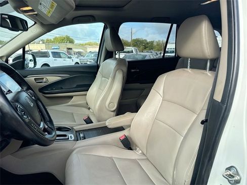 Used 2018 Honda Pilot EX-L image 17