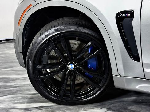 Used 2019 BMW X6 M w/ Executive Package AWD/4WD image 16