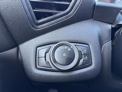 Used 2018 Ford Escape SE w/ SE Sync 3 Package image 24