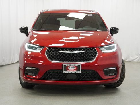 New 2026 Chrysler Pacifica Select image 7