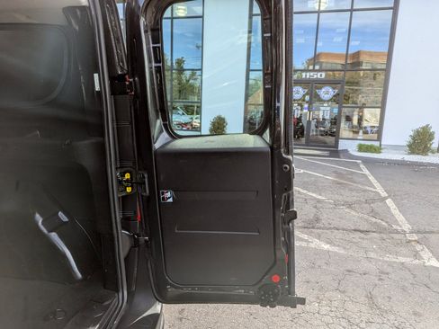 Used 2017 RAM ProMaster City Tradesman w/ Rear Back-up Camera Group image 36