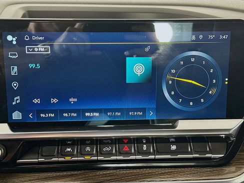 Used 2023 Chevrolet Silverado 1500 LT image 21