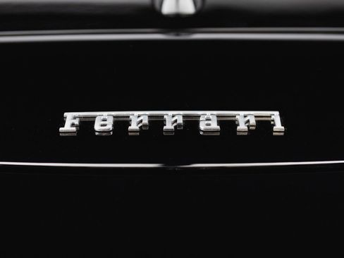 Certified 2024 Ferrari Roma Spider image 52