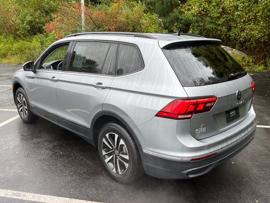 Used 2024 Volkswagen Tiguan S AWD/4WD image 3