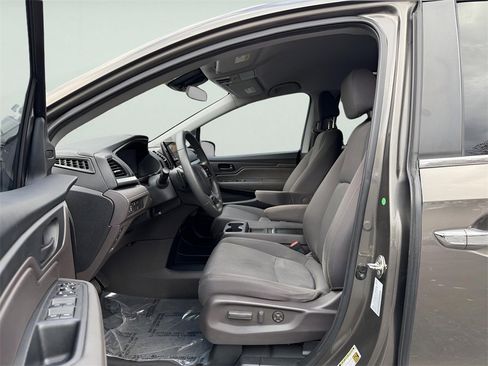 Used 2019 Honda Odyssey EX image 14