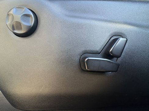 Used 2023 Dodge Durango GT image 14