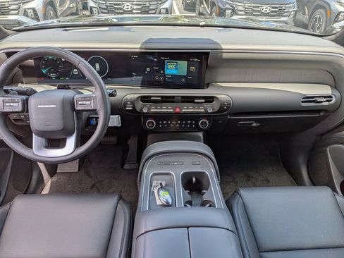 New 2026 Hyundai Palisade Calligraphy FWD image 18