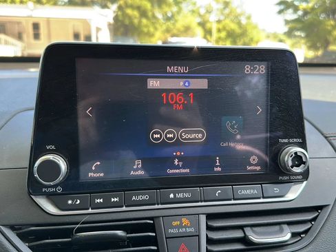Used 2021 Nissan Altima 2.5 SR w/ SR Premium Package FWD image 9