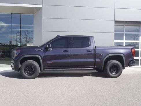 Used 2025 GMC Sierra 1500 AT4 w/ AT4 Premium Package image 8