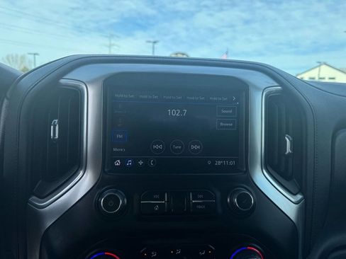 Used 2020 Chevrolet Silverado 1500 LT w/ Convenience Package image 23