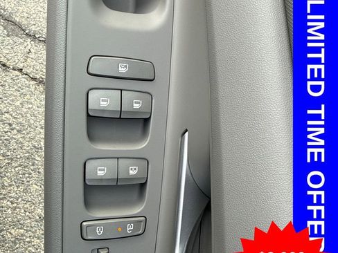 New 2026 Hyundai Elantra SEL Sport Premium FWD image 16