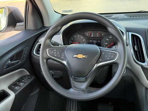 Used 2024 Chevrolet Equinox LS w/ Driver Confidence II Package FWD image 14
