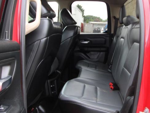 Used 2020 RAM 1500 Tradesman AWD/4WD image 10