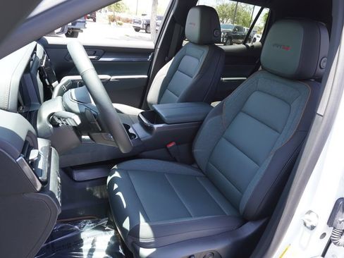 New 2026 GMC Terrain AT4 w/ Technology Package II AWD/4WD image 15