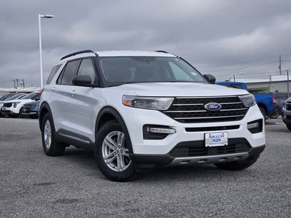 Certified 2021 Ford Explorer XLT w/ Equipment Group 202A
