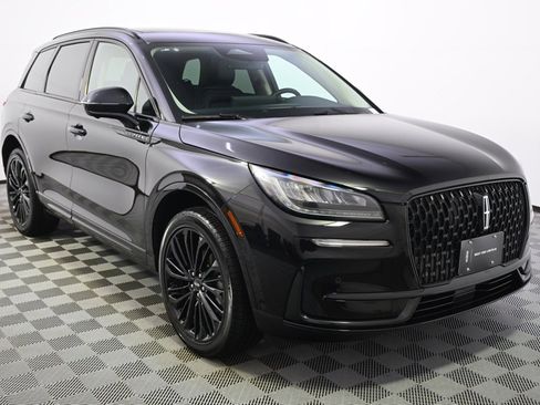 New 2025 Lincoln Corsair AWD w/ Equipment Group 101A image 8