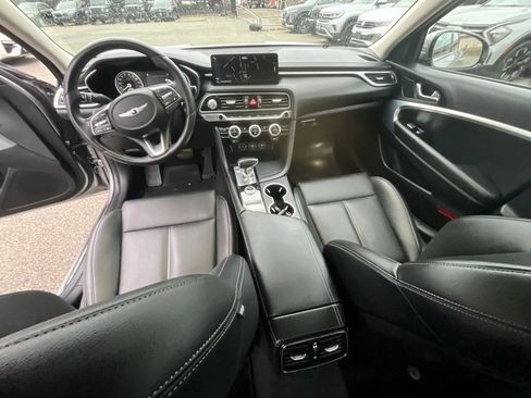 Used 2022 Genesis G70 2.0T image 25