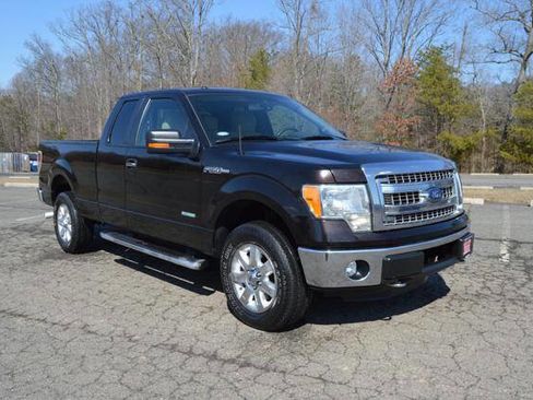 Used 2013 Ford F150 XLT w/ Luxury Equipment Group image 4