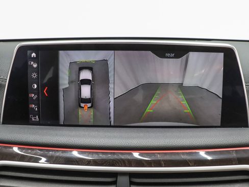 Used 2019 BMW 740i xDrive 740i xDrive image 30