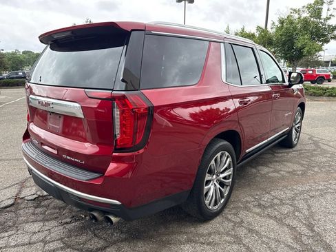 Used 2021 GMC Yukon Denali w/ Denali Ultimate Package AWD/4WD image 12