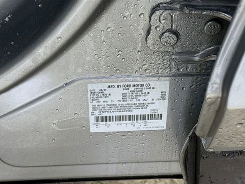 Used 2024 Ford Edge SEL w/ Convenience Package image 30