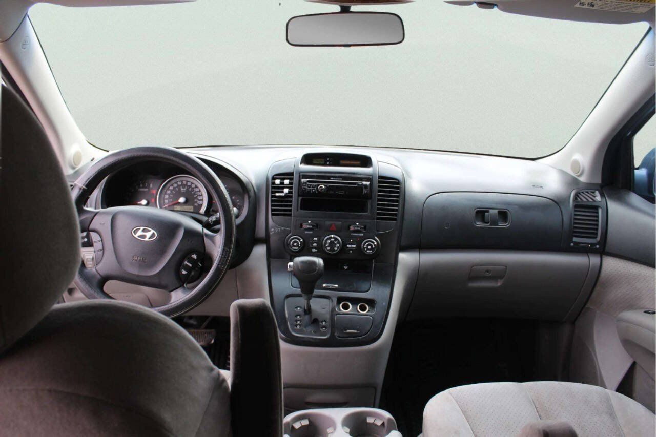 Used 2008 Hyundai Entourage GLS FWD image 8