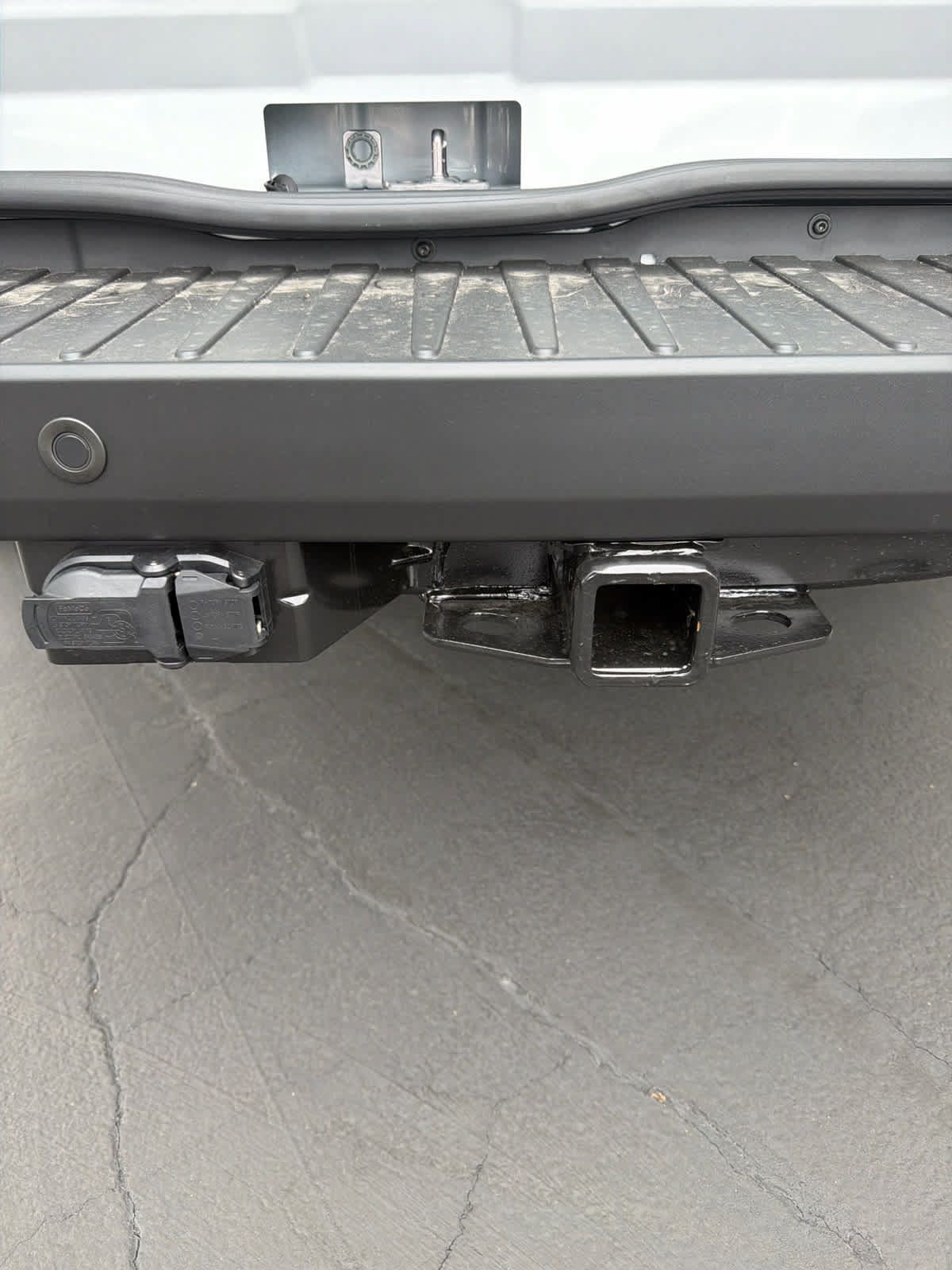 New 2027 Ford Transit 250 148 Medium Roof Extended AWD w/ Load Area Protection Package image 11