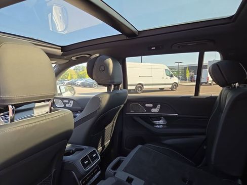 New 2025 Mercedes-Benz GLS 580 4MATIC image 31