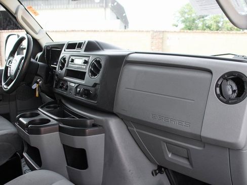 Used 2023 Ford E-450 and Econoline 450 Super Duty w/ Power Windows & Locks Group RWD image 34