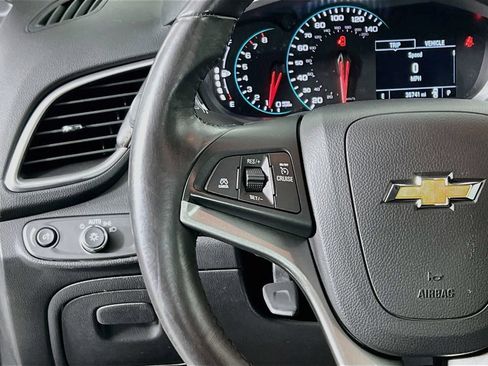 Used 2022 Chevrolet Trax LT w/ Driver Confidence Package AWD/4WD image 10