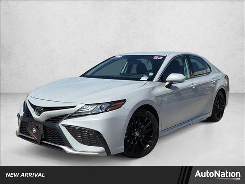 Used 2023 Toyota Camry XSE FWD image 1