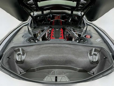 Used 2023 Chevrolet Corvette Stingray Preferred Cpe w/ Z51 Performance Package RWD image 23
