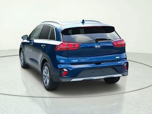Used 2020 Kia Niro LXS FWD image 4