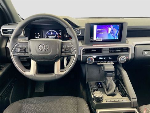 New 2026 Toyota 4Runner SR5 image 2