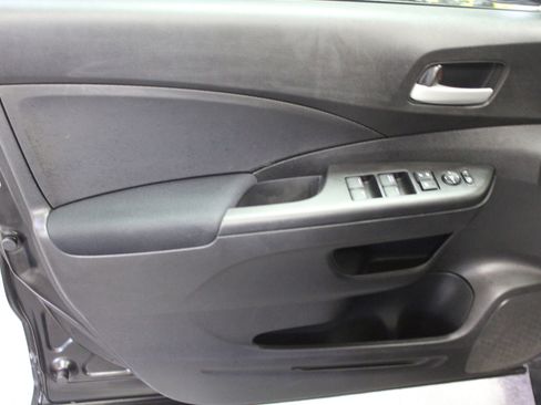 Used 2016 Honda CR-V LX image 17