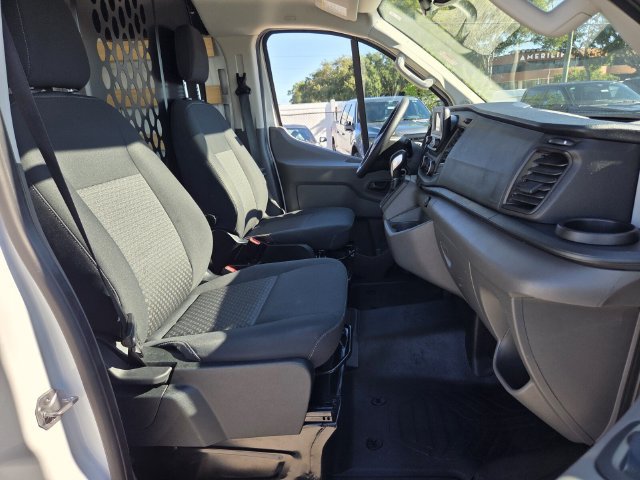 Certified 2025 Ford Transit 250 Low Roof RWD image 18