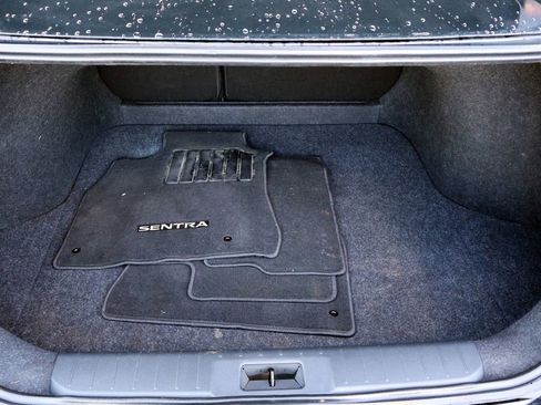 Used 2025 Nissan Sentra SV FWD image 20